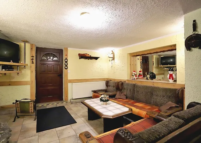 Tara Guest house Jelesnia